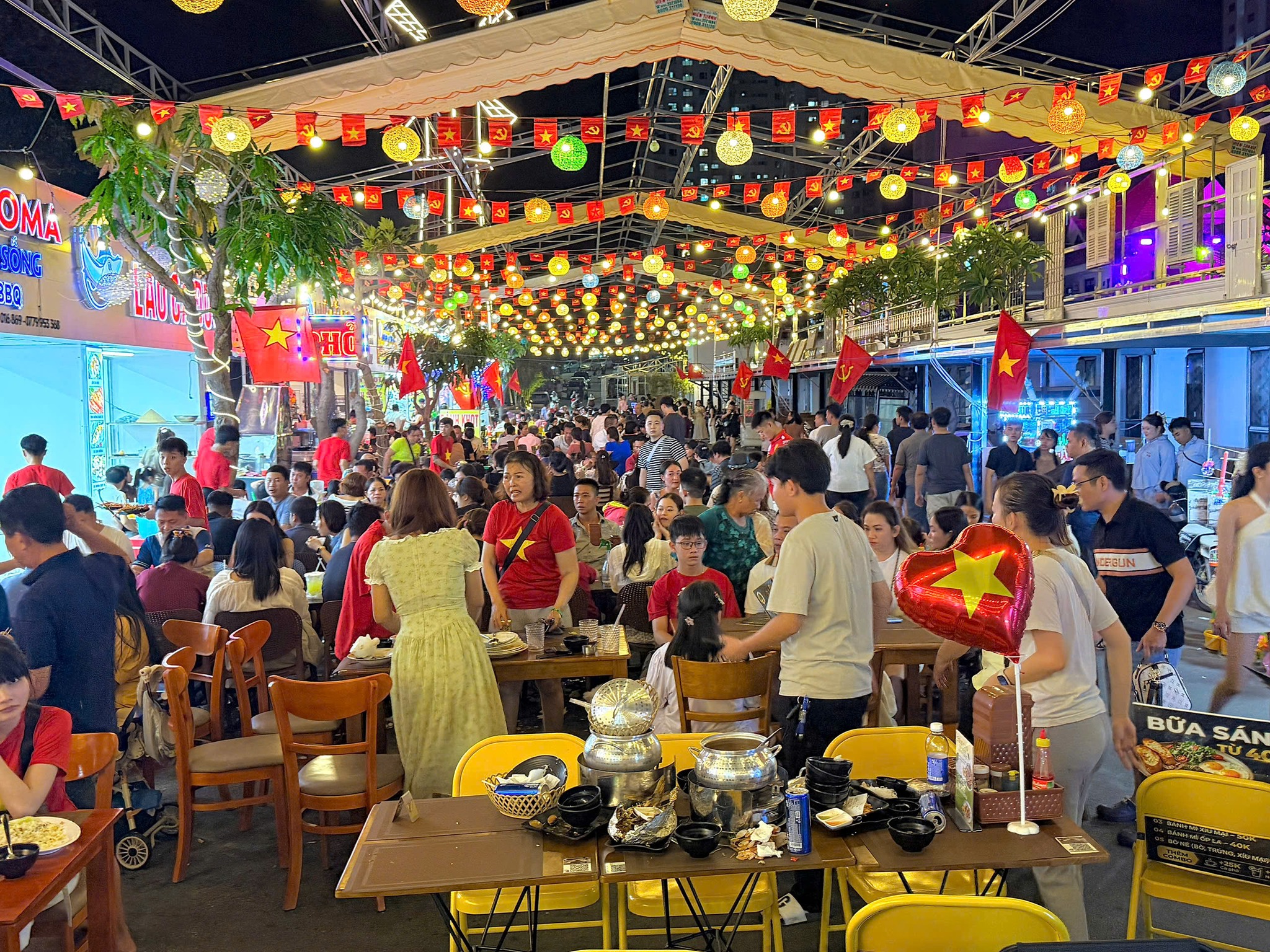 Về Roma Group